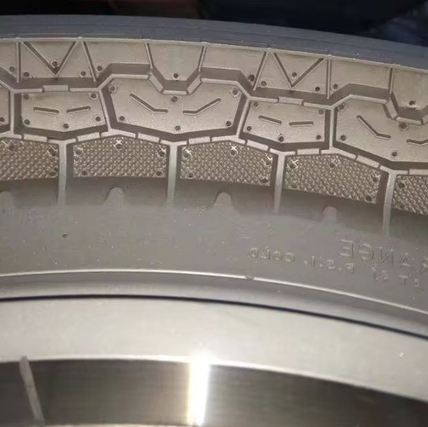 Hote Sale Steel Tire Mold china